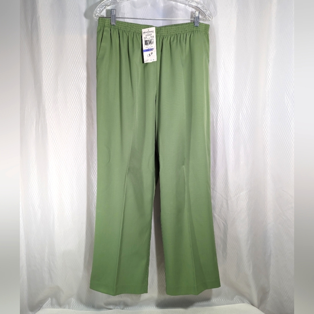 Alfred Dunner Petite Stretch Pants, Proportioned Short, Avocado, 18P, NWT